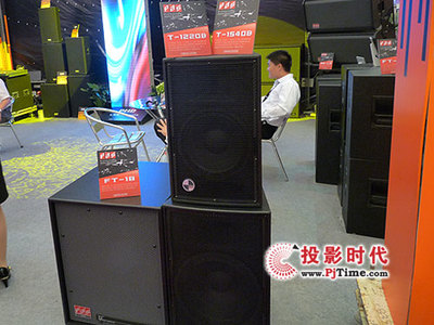 雅歌攜PHD和PAS兩大品牌亮相上海國(guó)際專業(yè)燈光音響展